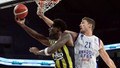 Anadolu Efes - Fenerbahçe Beko maçındaki hakemler için resmi karar