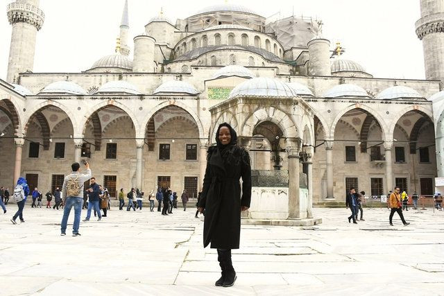 Ünlü sanatçı Della Miles Türkiye'de Müslüman oldu! - Sayfa 2