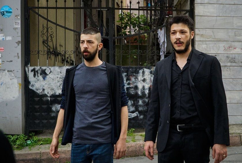 Netflix'ten üçüncü Türk dizisi! Kadroda kimler var? - Sayfa 3
