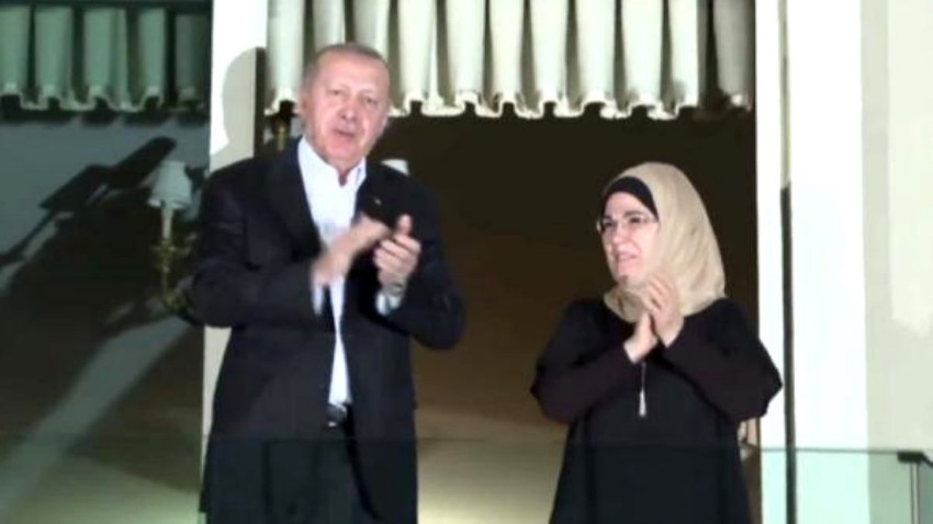 Cumhurbaşkanı Erdoğan'dan sağlık çalışanlarına alkışlı destek