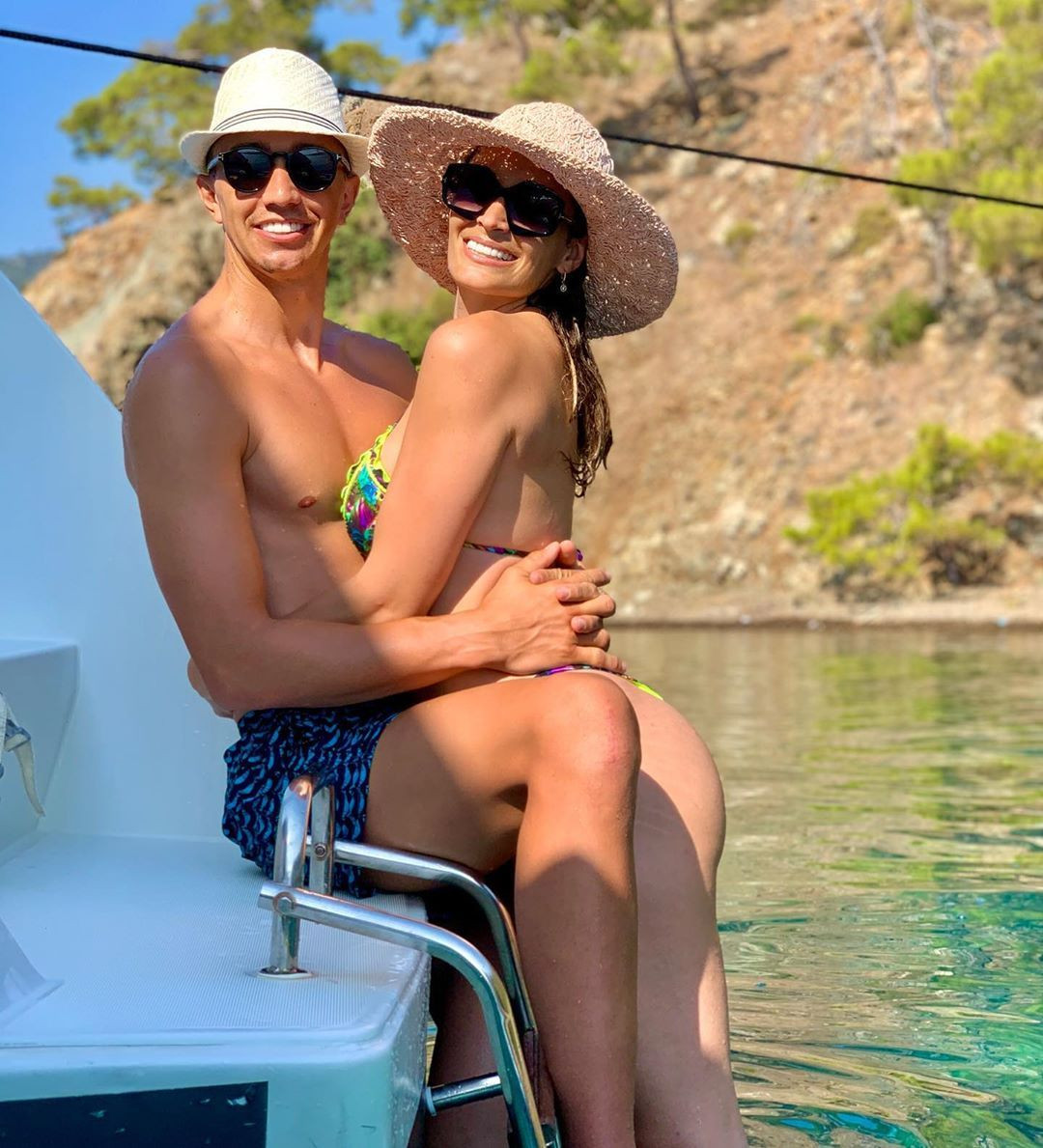 Muslera ve eşi Patricia Callero'nun tatil pozları Instagram'ı salladı - Sayfa 2