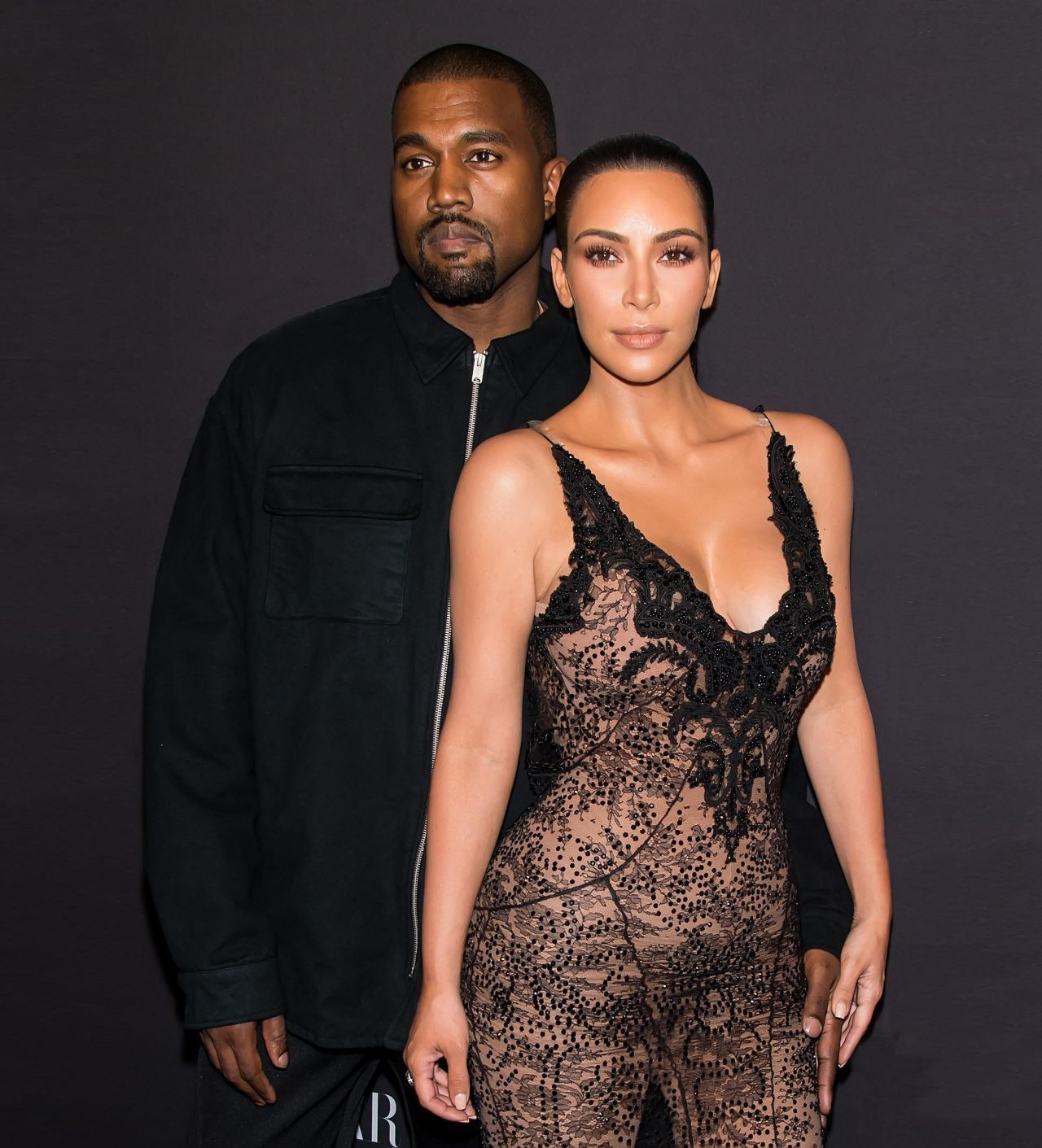 Kanye West eşi Kim Kardashian'dan ve olaylarından sıkıldı! Eve dönmüyor - Sayfa 1