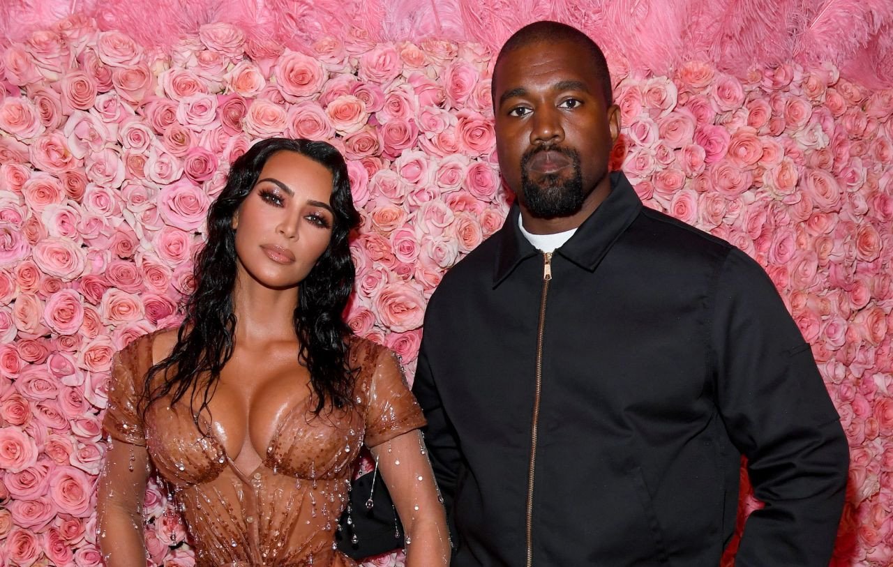 Kanye West eşi Kim Kardashian'dan ve olaylarından sıkıldı! Eve dönmüyor - Sayfa 4