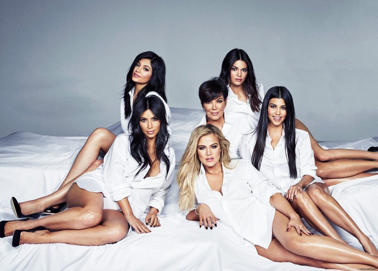 Kardashian-Jenner kardeşlerden bikini şov - Sayfa 3