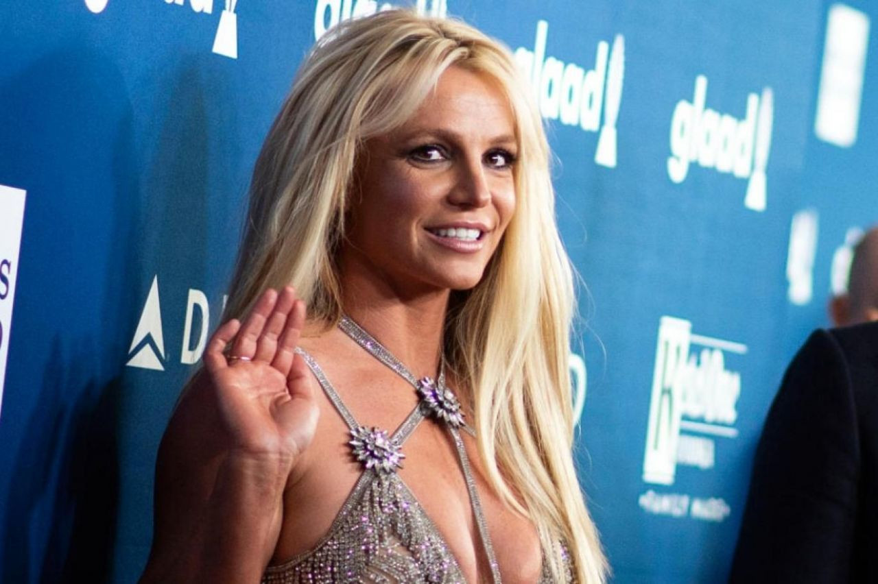 Babasının esaretinden kurtulan Britney Spears zaferini çıplak karelerle kutladı! - Sayfa 2