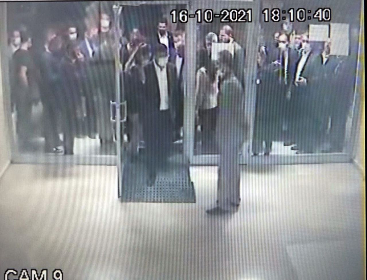 Ahmet Davutoğlu'nun asansör kazası kamerada - Sayfa 11