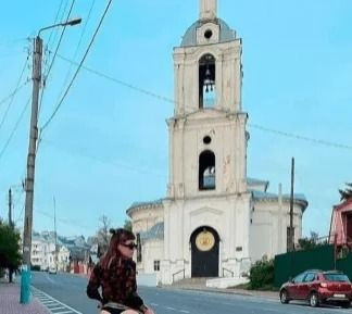 Kilisenin önünde çıplak poz veren model Polina Morugina'ya şok! - Sayfa 2