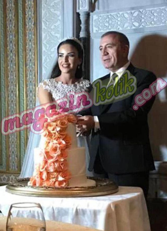 Haber spikeri Mehtap Özkan'la evlenen Gürsel Tekin'den Çırağan Sarayı eleştirilerine yanıt - Sayfa 3