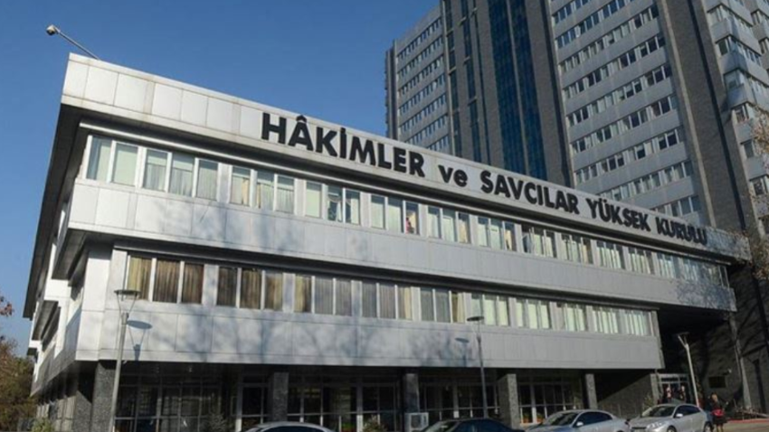 HSK'dan yaz kararnamesi: Beş bin 426 hakim ve savcının görev yeri değiştirildi