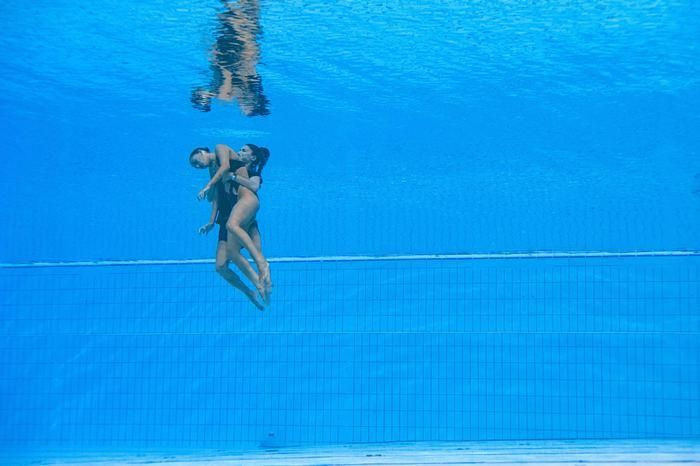 Dünya Şampiyonası'nda yürekleri ağza getiren olay! Su altında bayılan yüzücüyü koçu kurtardı - Sayfa 5