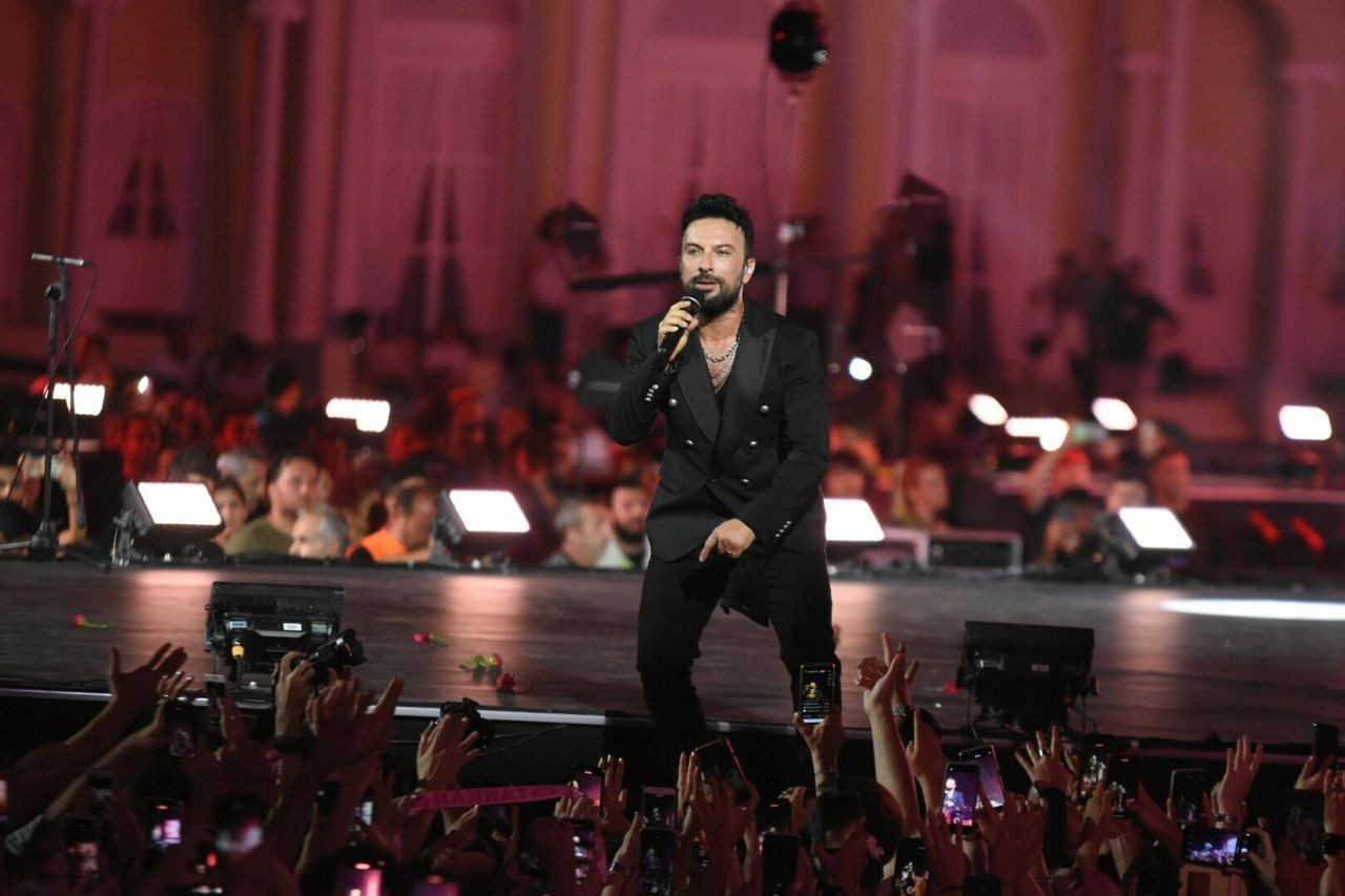 Таркан в Измире концерт 2 миллиона