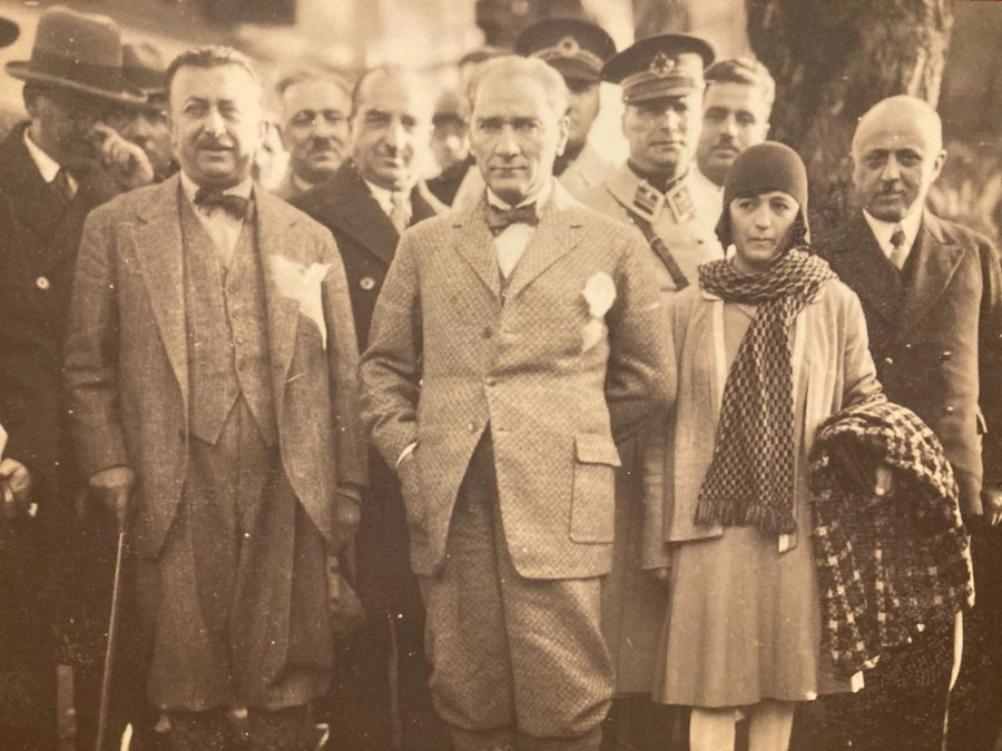 Atatürk’ün nadir fotoğrafları sergide yayınlandı - Sayfa 1