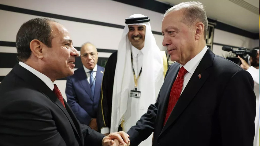 Cumhurbaşkanı Erdoğan Katar'da! Mısır Cumhurbaşkanı Sisi ve diğer Arap liderleriyle görüştü