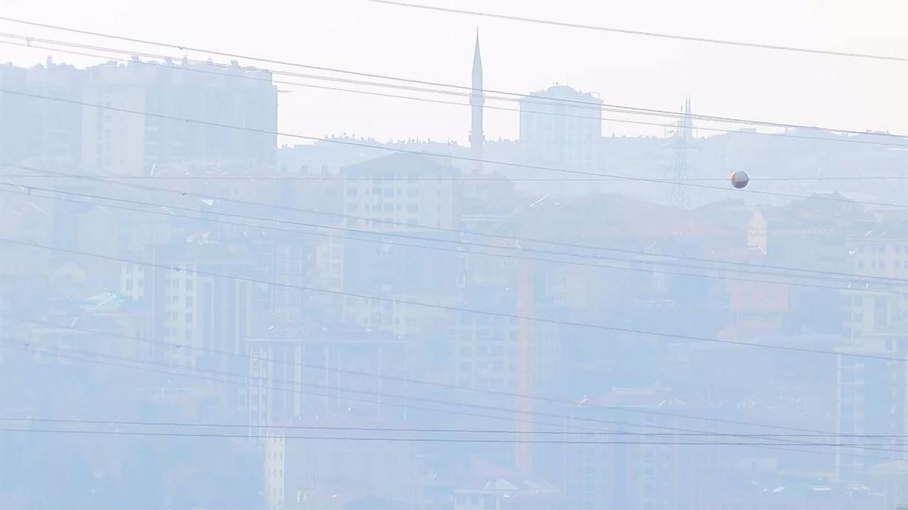 İstanbul’da hava kirliliği alarmı: Bu ilçelerde pencere bile açmayın - Sayfa 1