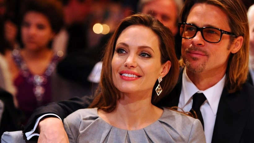 Brad Pitt'ten milyon dolarlık Angelina Jolie ifşası - Sayfa 1