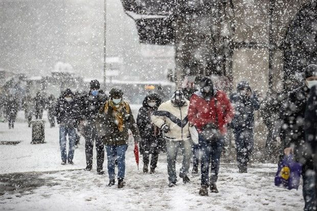 Eldiven, kazak ne varsa hazırlayın! İstanbul'da pazar günü lapa lapa kar yağacak - Sayfa 3