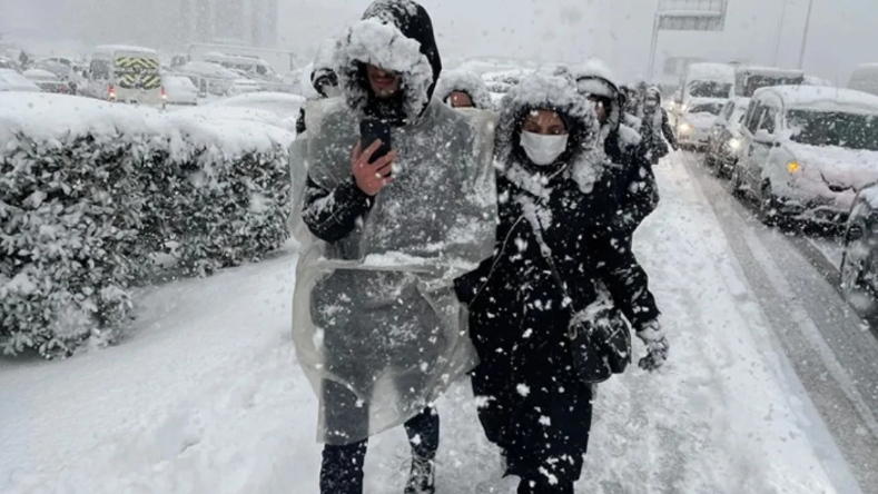 İstanbullular dikkat! Kar yağışı için tarih verildi - Sayfa 1