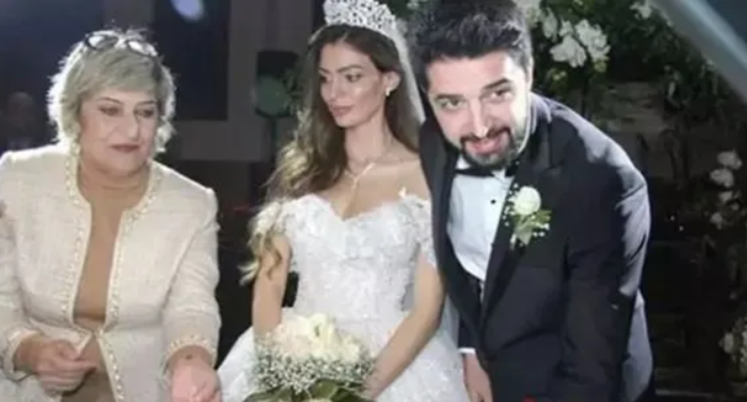 Ebru Gündeş ve Murat Özdemir evlendi! İşte düğün konvoyundan ilk kareler - Sayfa 12