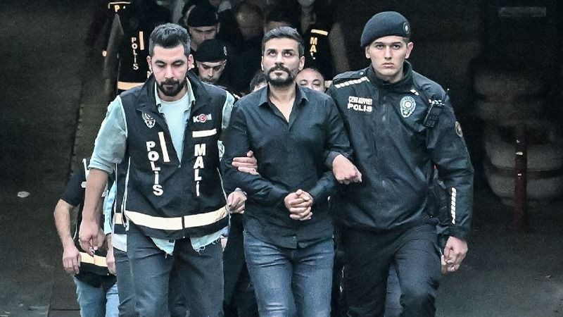 Engin Polat'ın hesabından kafa karıştıran paylaşım! Şaşırtan 'maske' detayı... - Sayfa 2