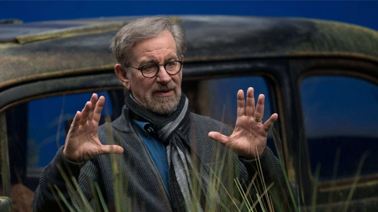 Steven Spielberg UFO'lara da el atacak! Üç Oscar ödüllü yönetmen UFO filmi için hazırlıklara başladı - Sayfa 4