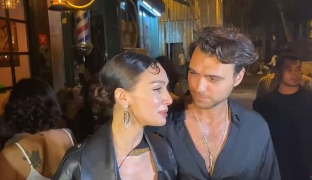 Birce Akalay konuştu, Hakan Kurtaş gözlerini alamadı! Bakışları alay konusu oldu - Sayfa 2