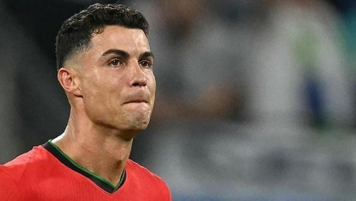 Ronaldo'nun neden futbolu bırakmadığı ortaya çıktı! ''Bu yüzden pes etmiyor'' - Sayfa 2