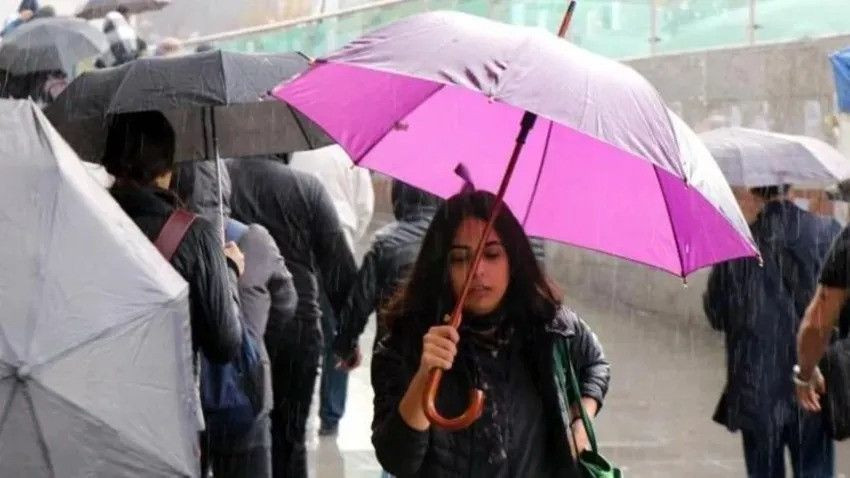 İstanbul için sağanak alarmı verildi! Kuvvetli yağış için tarih açıklandı - Sayfa 4