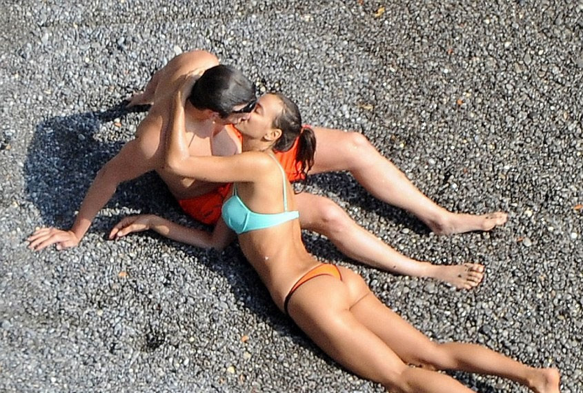 Irina Shayk'ın yeni sevgilisiyle 'sıcak' pozları! - Sayfa 1