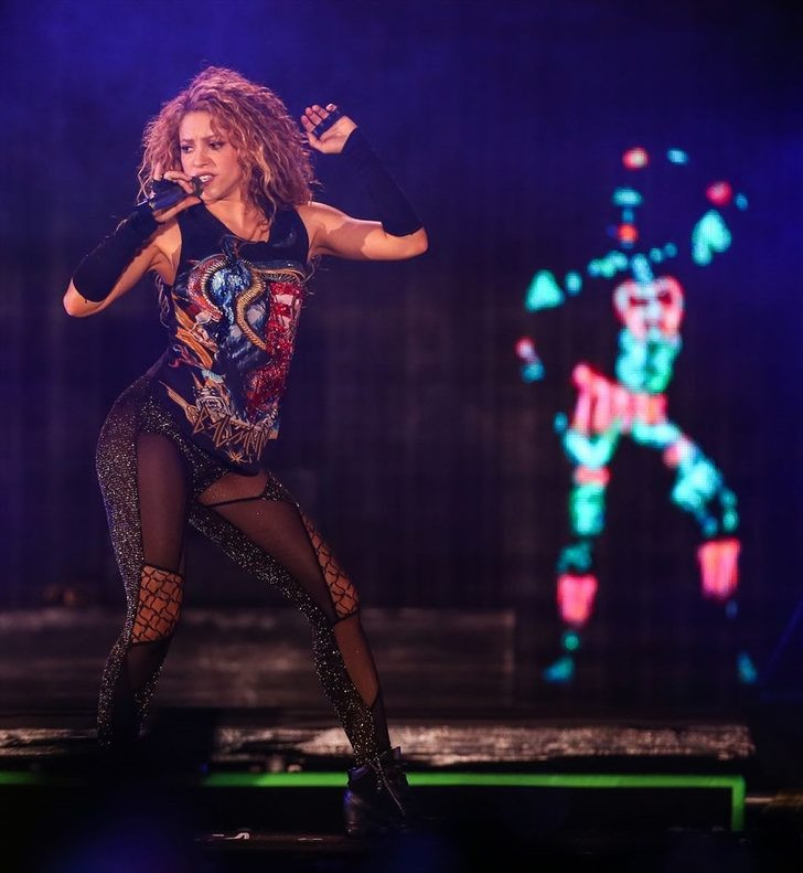 Shakira İstanbul konserinde binlerce kişiyi coşturdu - Sayfa 3
